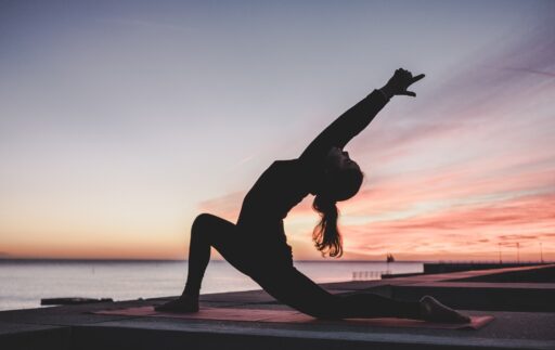 La disciplina Yoga aiuta a dimagrire?