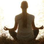 yoga in riva al mare