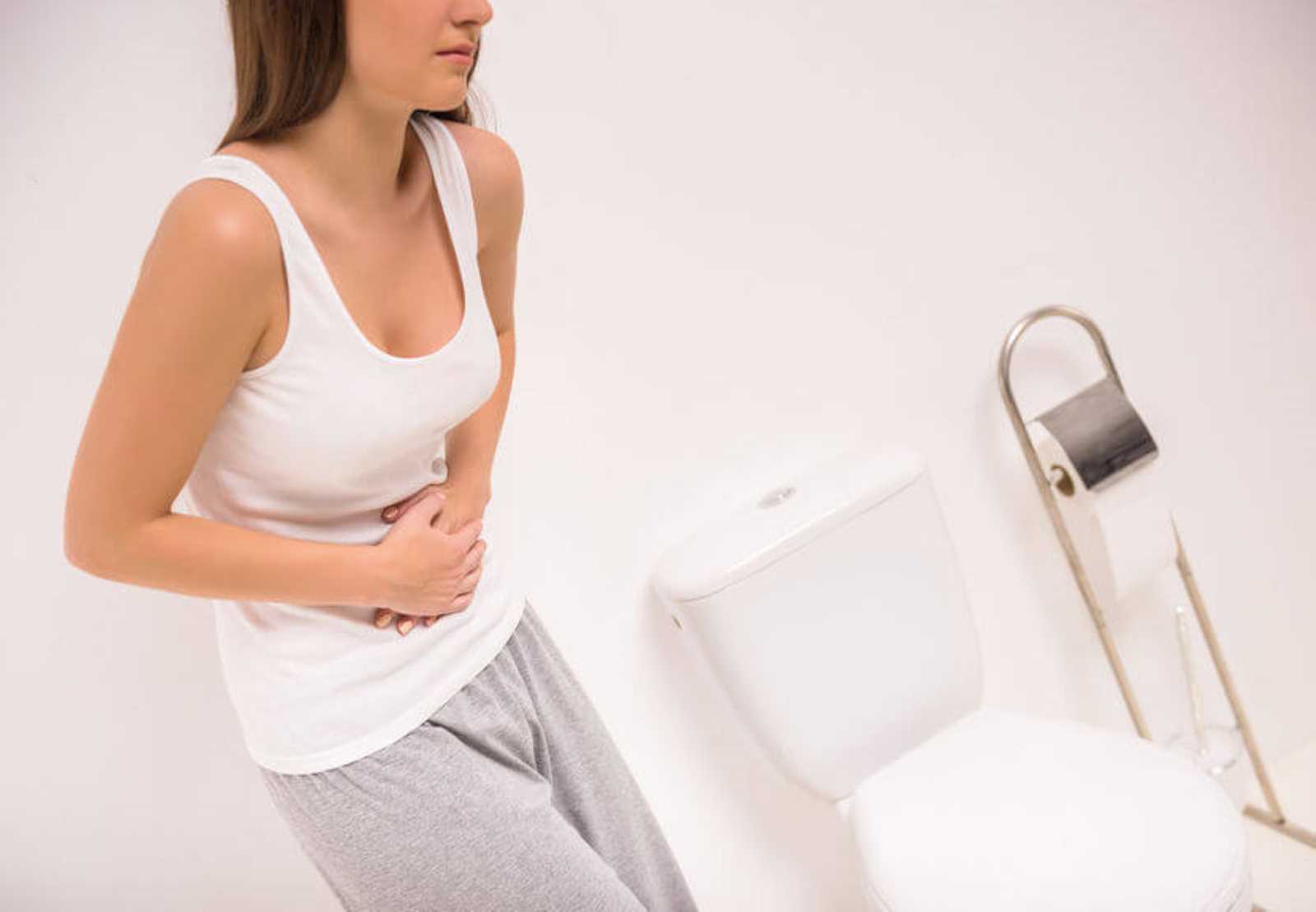 Should you continue eating if you have diarrhea?