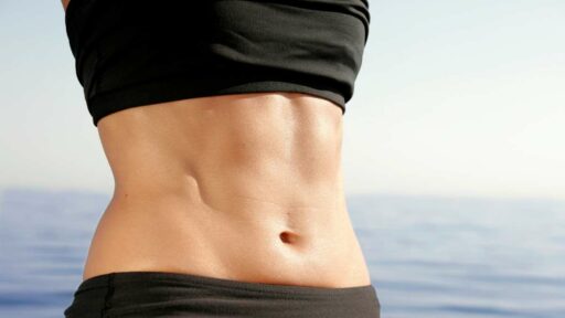 Addominali_ pancia femminile