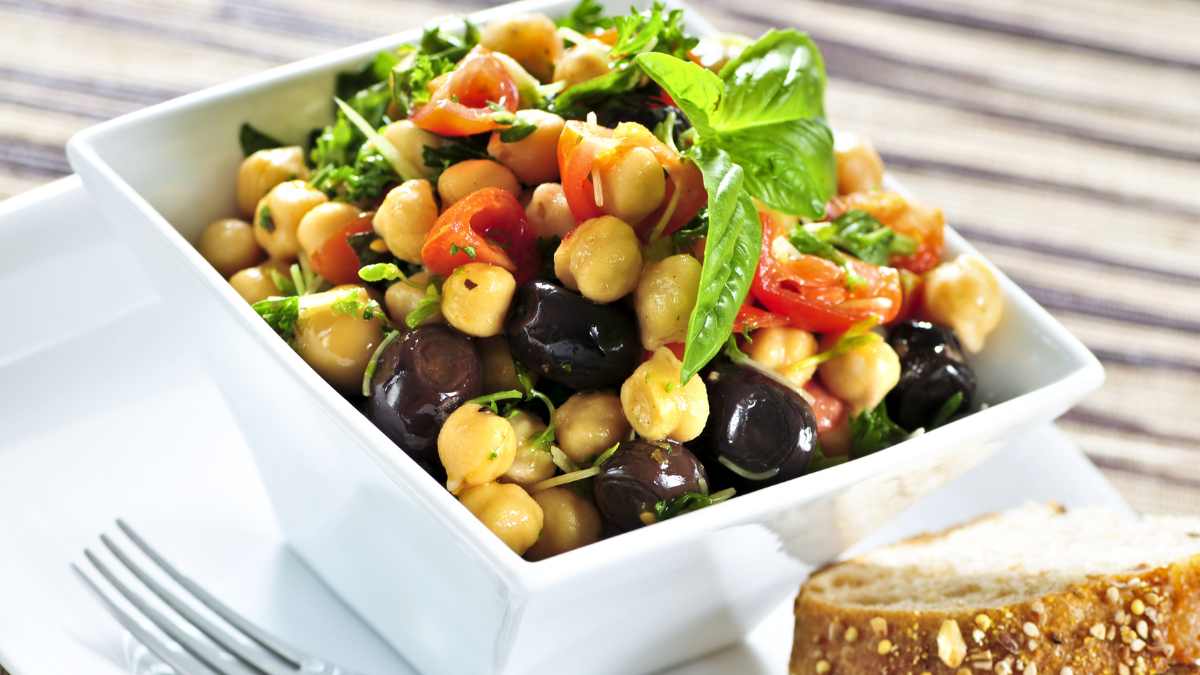 What do vegetarians not eat?