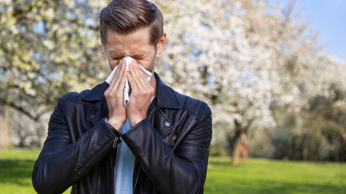 Come calmare un attacco di rinite allergica?