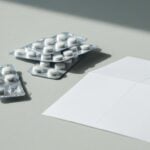 Enantyum per dolori mestruali: efficacia, rischi e alternative più sicure