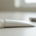 Pomata al cortisone: che cos’è, quando si usa e rischi per la pelle