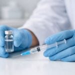Virus respiratorio sinciziale: rischi, sintomi e vaccini per over 60?