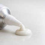 Stai sbagliando: la crema cicatrizzante può peggiorare la ferita